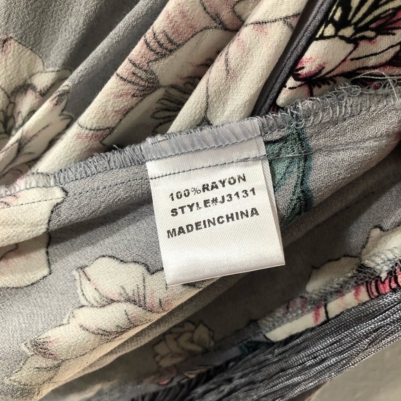 Women’s Flower Kimono - Picture 6 of 6